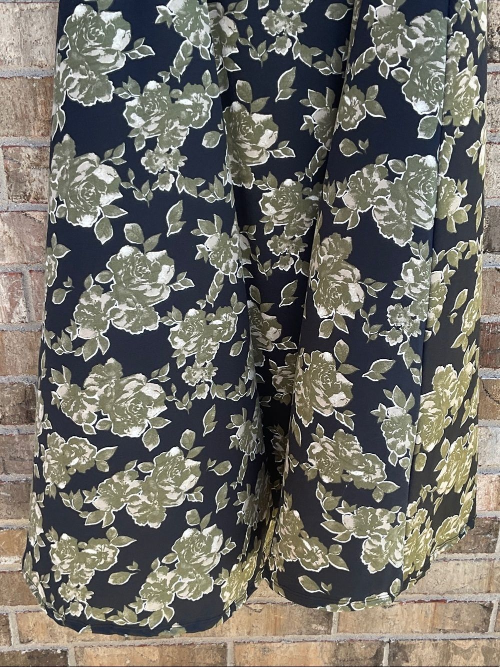 🔥 Take 50% OFF/ LulaRoe Olive & Black Floral Maxi Skirt - Women, Size-XL - Picture 4 of 9